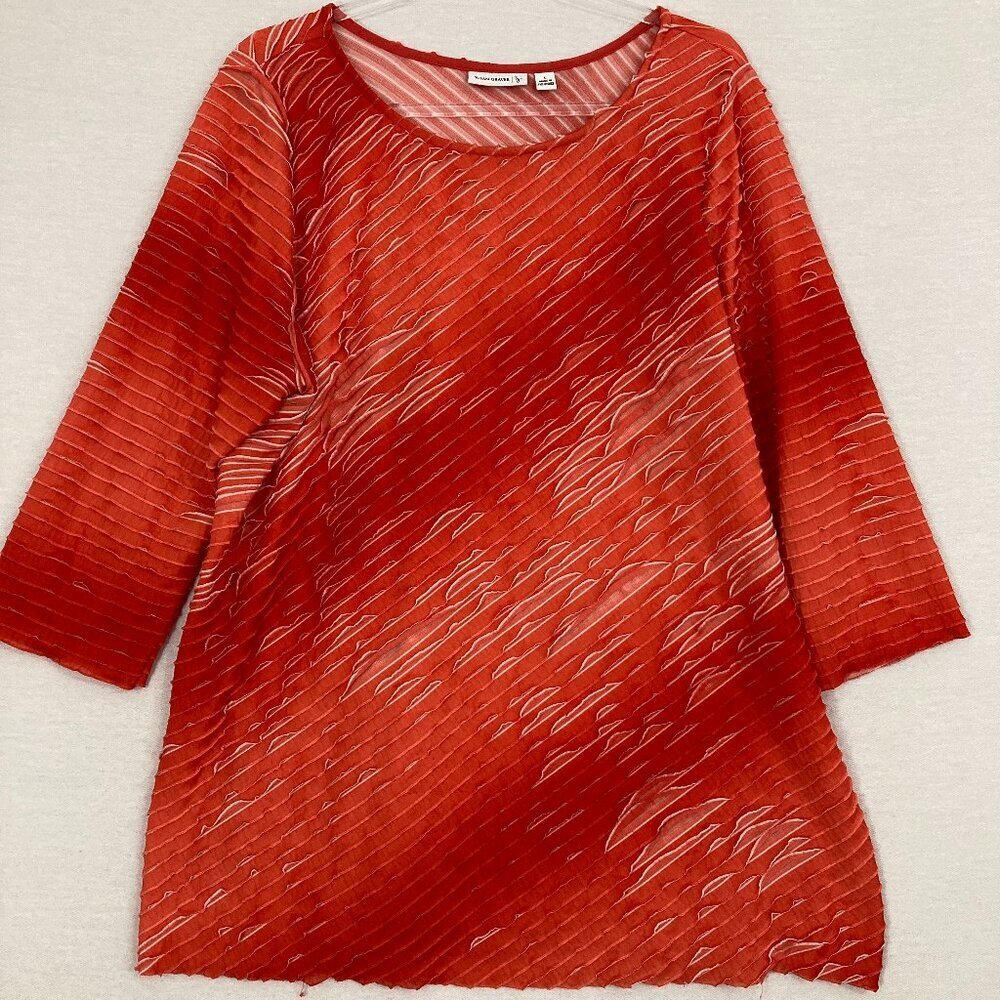 Susan Graver Red Round Neck Stretch Ruffle Textured 3/4 Sleeve Top Large Artsy